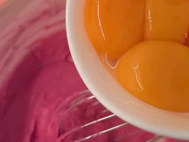 How to make pure milk hand-torn toast: Step 1