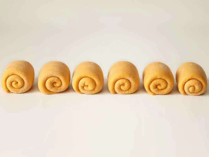 How to make pure milk hand-torn toast: Step 1