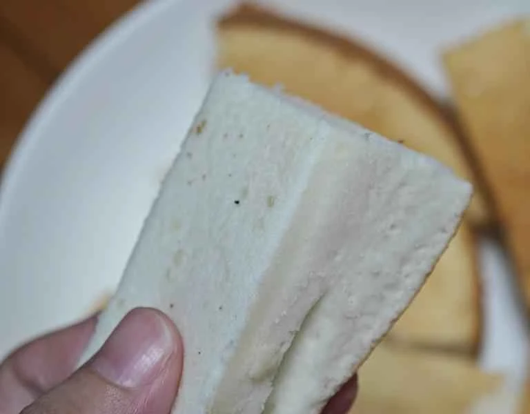 How to make pure milk hand-torn toast: Step 1