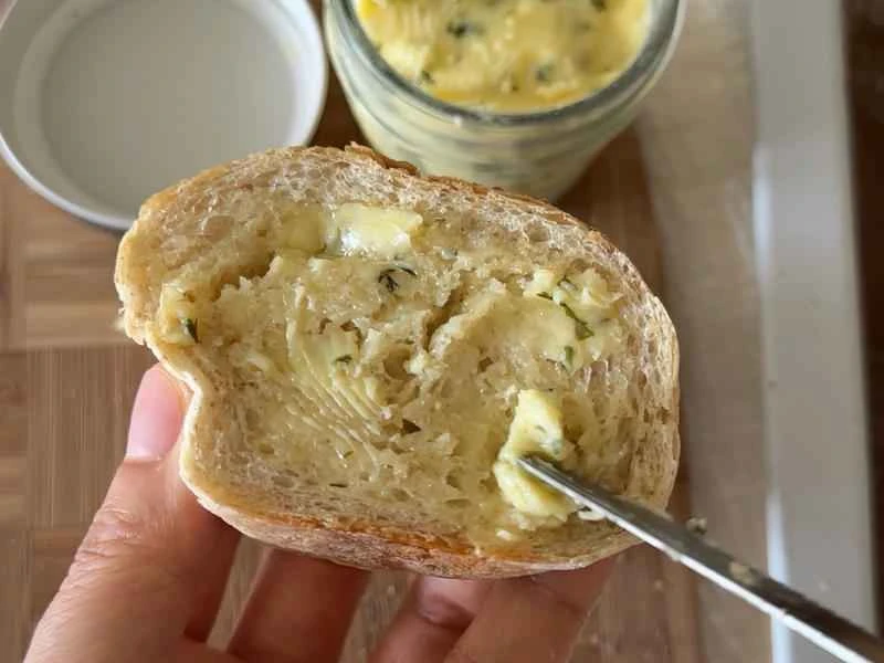 How to make pure milk hand-torn toast: Step 1