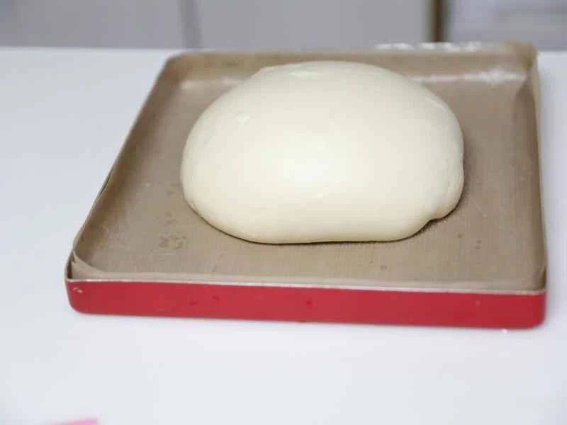 How to make pure milk hand-torn toast: Step 1