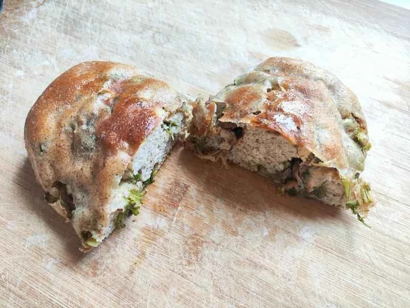 How to make pure milk hand-torn toast: Step 1