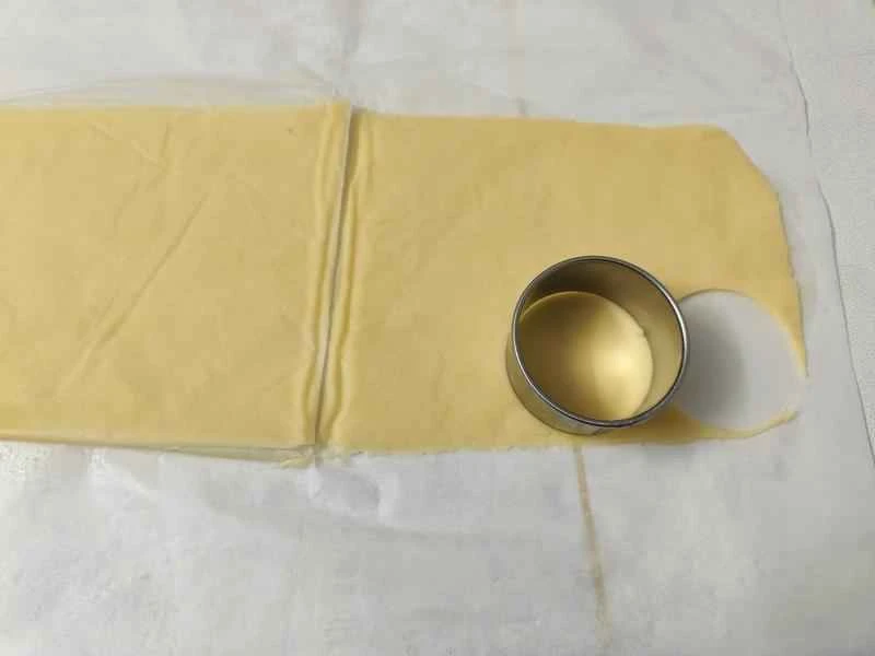 How to make pure milk hand-torn toast: Step 1