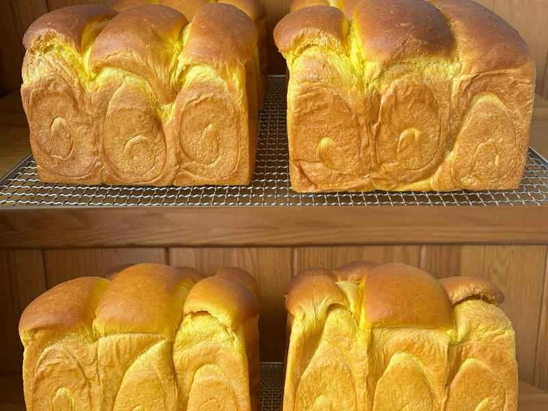 How to make pure milk hand-torn toast: Step 1