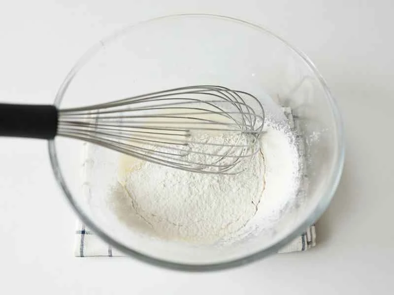 How to make pure milk hand-torn toast: Step 1