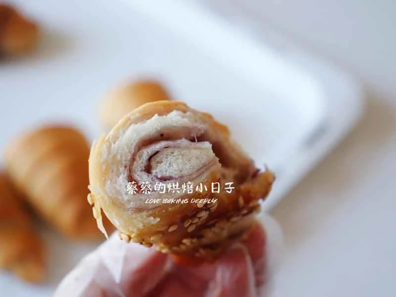 How to make pure milk hand-torn toast: Step 1