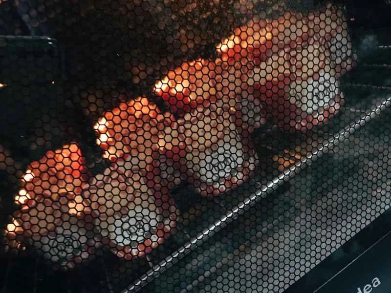 How to make pure milk hand-torn toast: Step 1