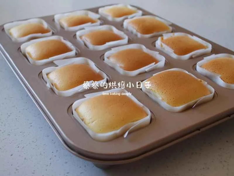 How to make pure milk hand-torn toast: Step 1