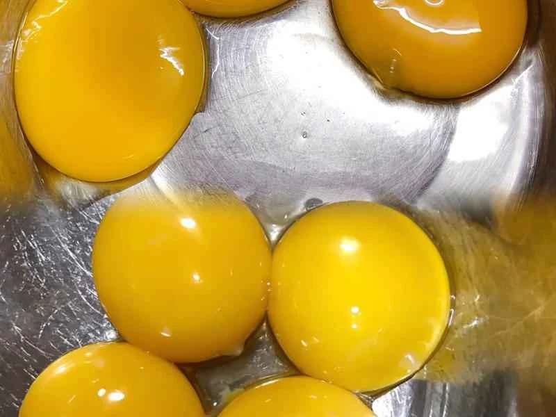 How to make pure milk hand-torn toast: Step 1