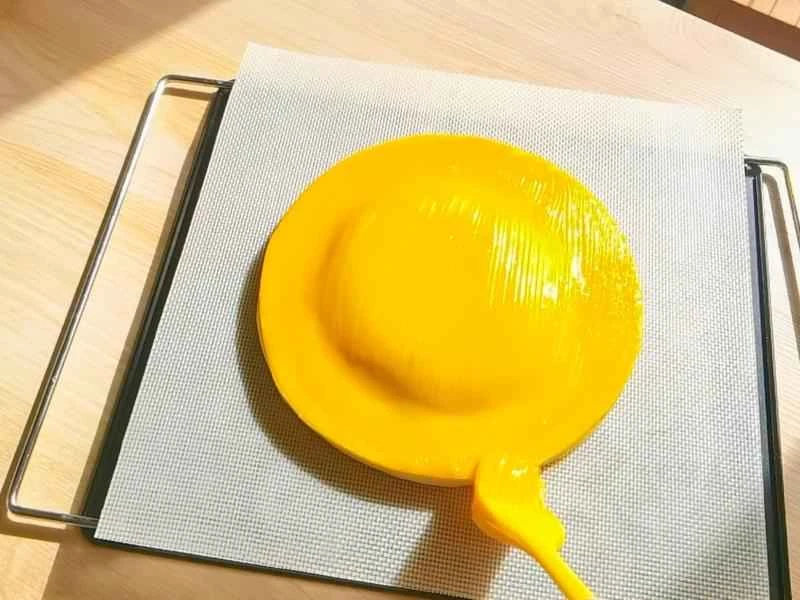 How to make pure milk hand-torn toast: Step 1