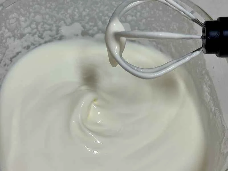 How to make pure milk hand-torn toast: Step 1