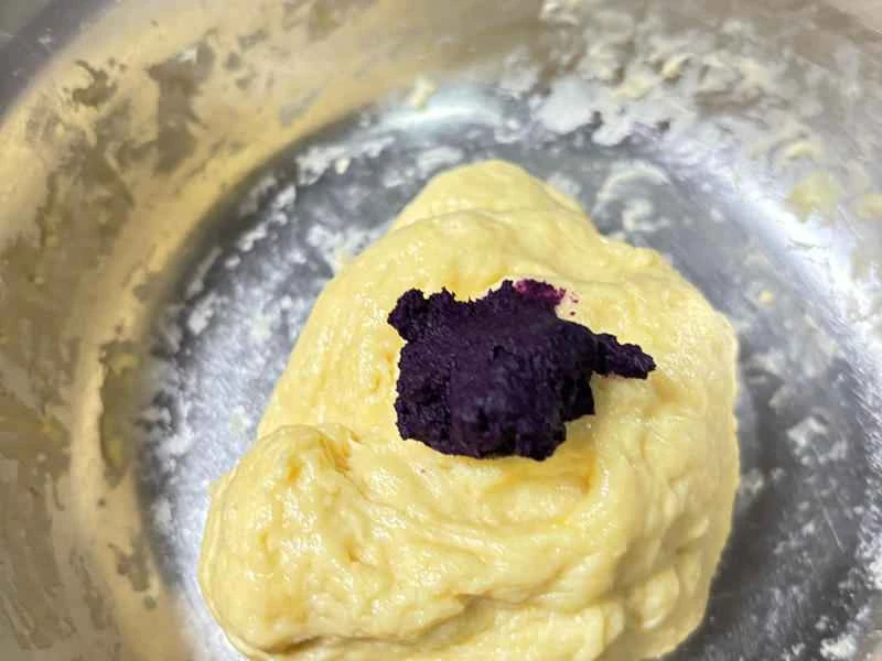 How to make pure milk hand-torn toast: Step 1