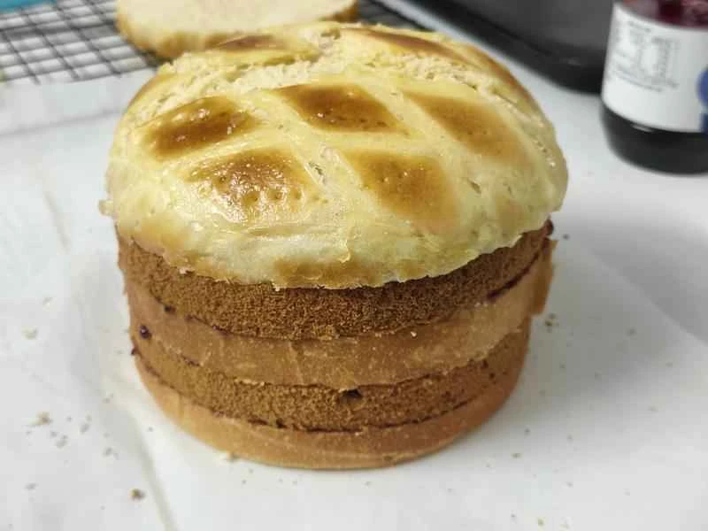 How to make pure milk hand-torn toast: Step 1