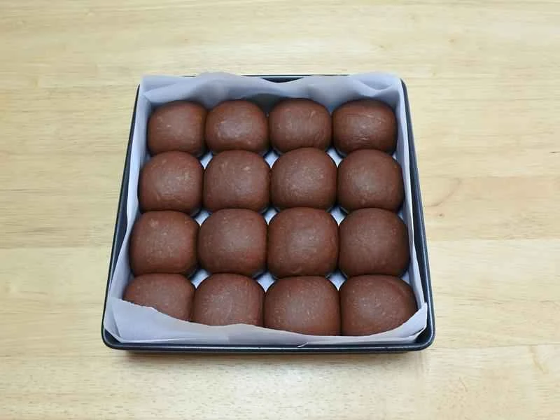 How to make pure milk hand-torn toast: Step 1