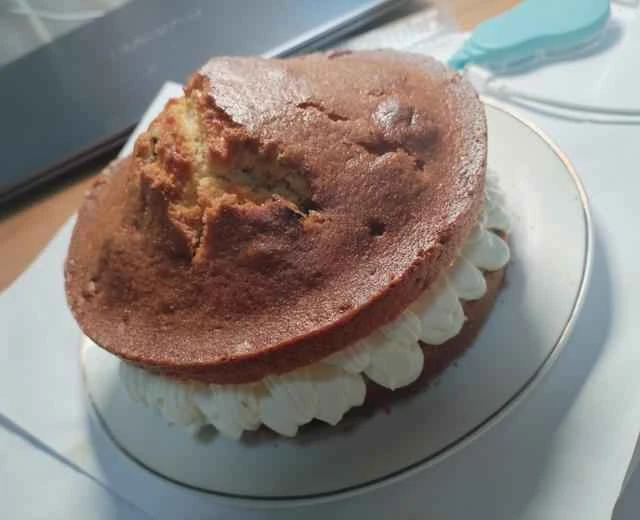 Lemon Vanilla Almond Nut Victoria Cake (6-inch) (Includes Lemon Curd Recipe)