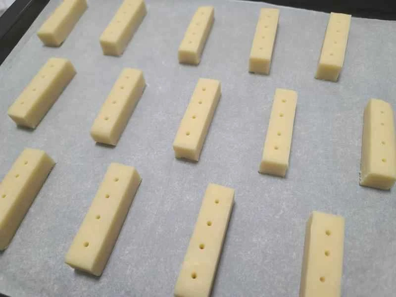 How to make pure milk hand-torn toast: Step 1