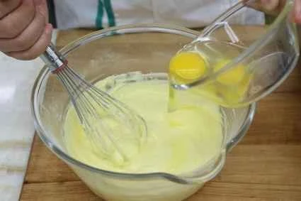 How to make pure milk hand-torn toast: Step 1