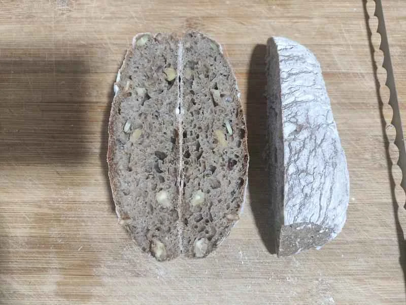 How to make pure milk hand-torn toast: Step 1