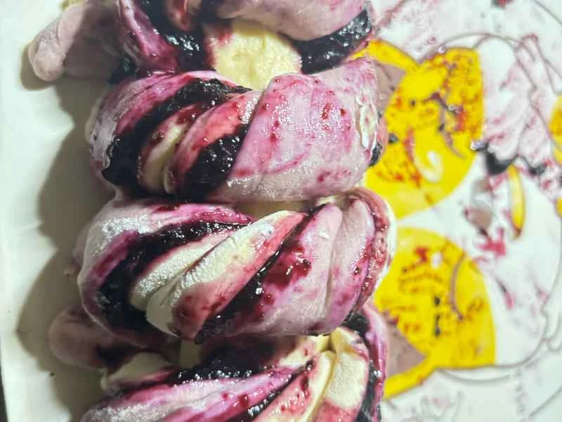 How to make pure milk hand-torn toast: Step 1