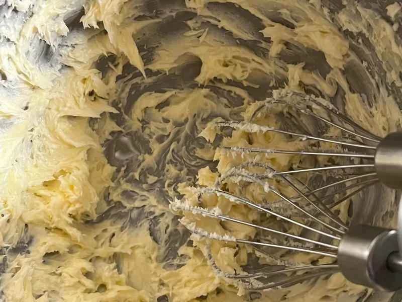 How to make pure milk hand-torn toast: Step 1