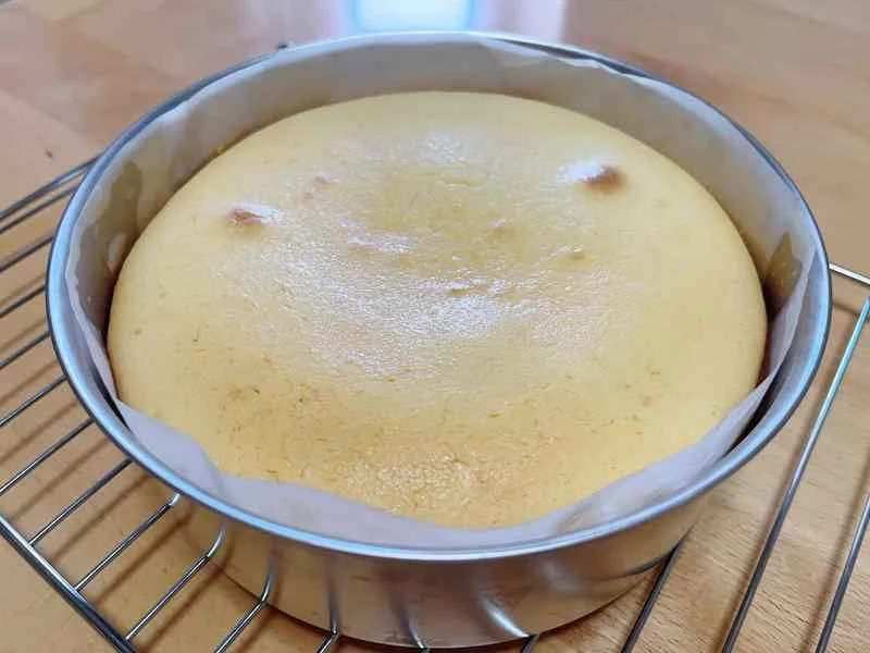 How to make pure milk hand-torn toast: Step 1