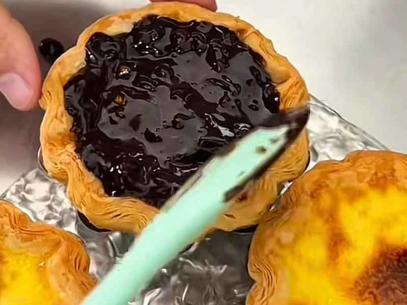 How to make pure milk hand-torn toast: Step 1