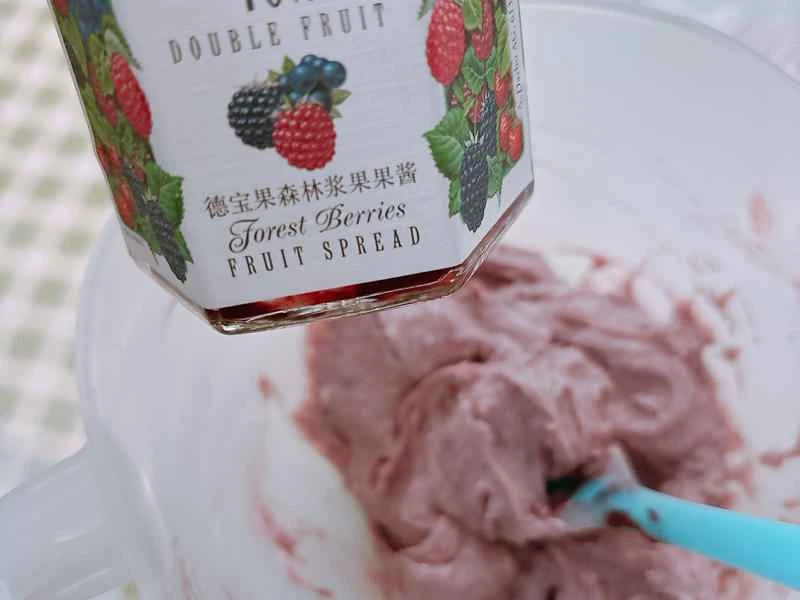 How to make pure milk hand-torn toast: Step 1