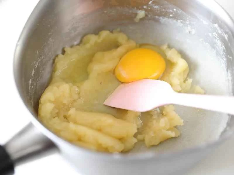 How to make pure milk hand-torn toast: Step 1