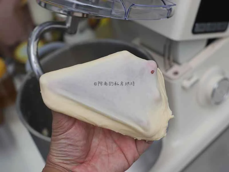 How to make pure milk hand-torn toast: Step 1