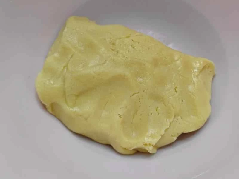 How to make pure milk hand-torn toast: Step 1