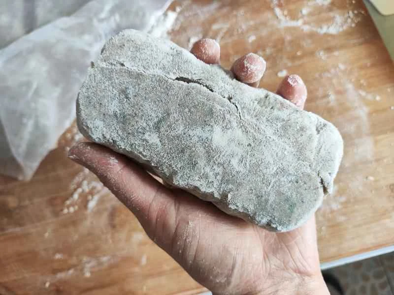 How to make pure milk hand-torn toast: Step 1