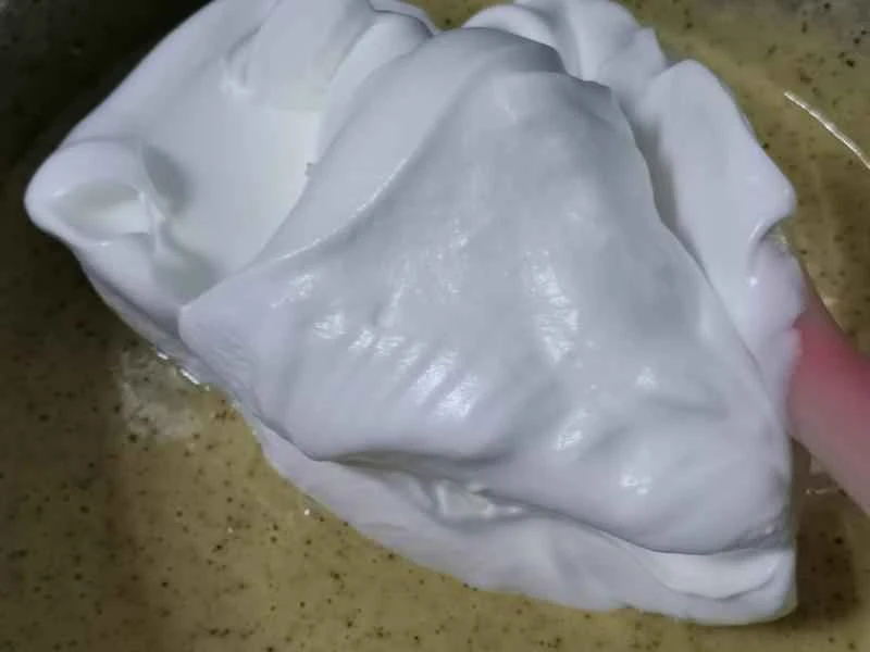 How to make pure milk hand-torn toast: Step 1