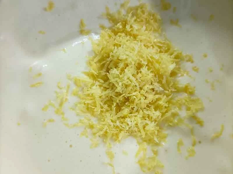 How to make pure milk hand-torn toast: Step 1