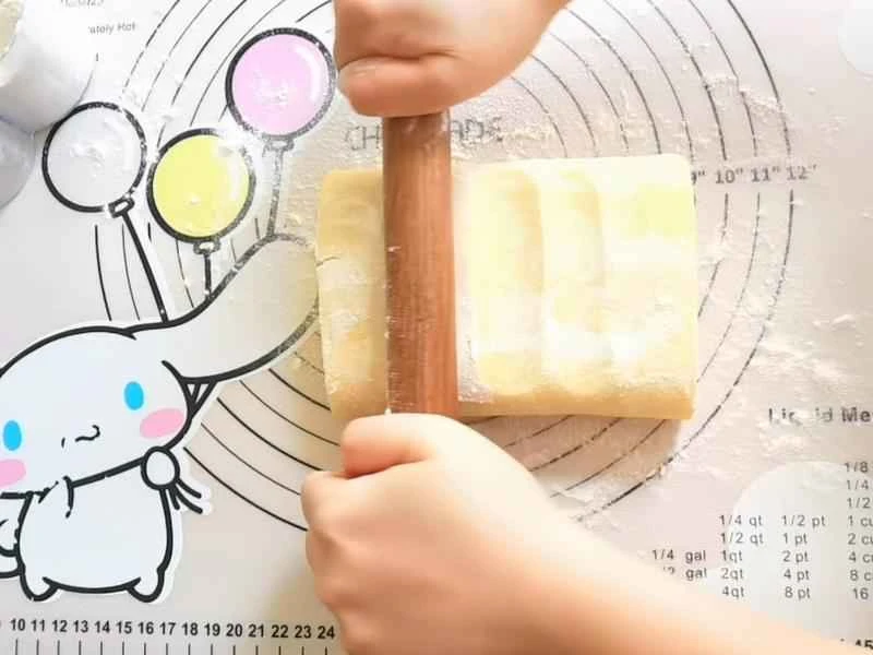 How to make pure milk hand-torn toast: Step 1