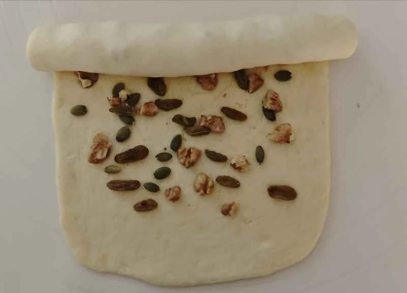 How to make pure milk hand-torn toast: Step 1