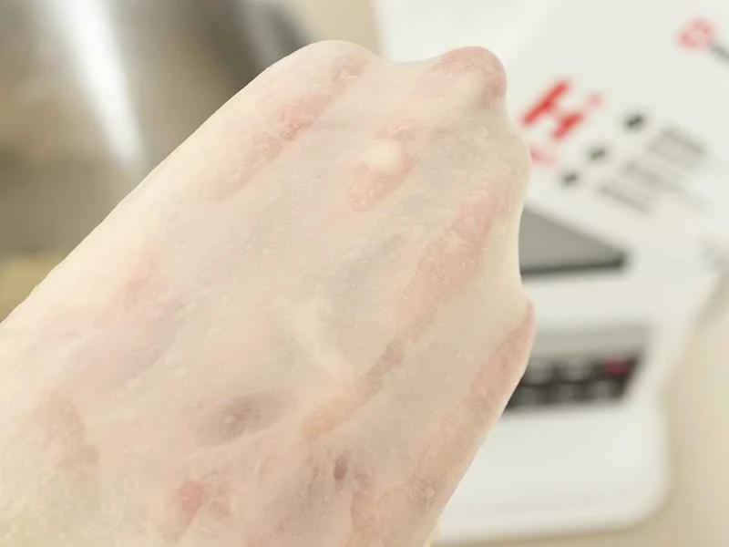 How to make pure milk hand-torn toast: Step 1