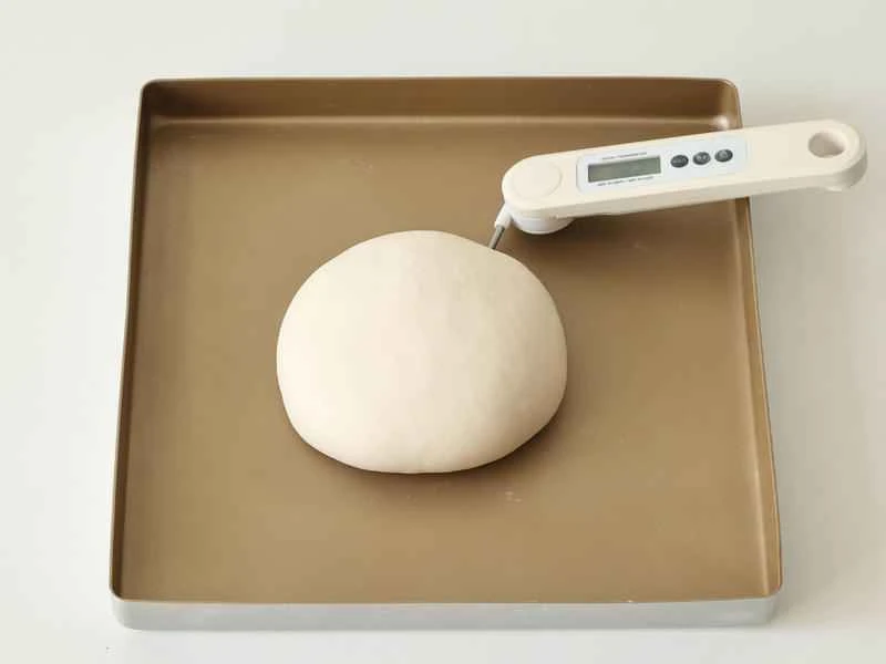 How to make pure milk hand-torn toast: Step 1