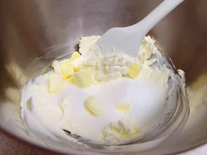 How to make pure milk hand-torn toast: Step 1