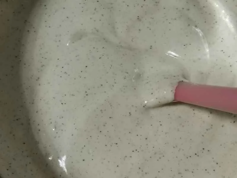 How to make pure milk hand-torn toast: Step 1