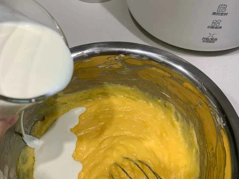 How to make pure milk hand-torn toast: Step 1