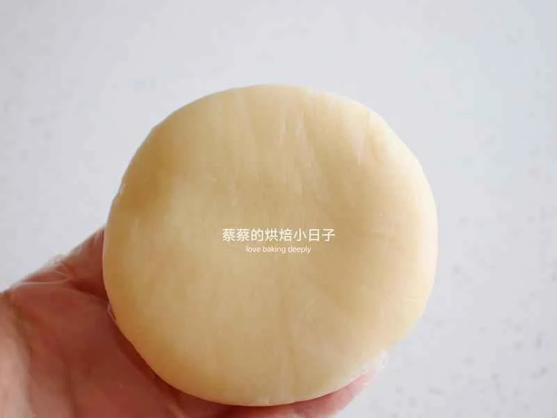 How to make pure milk hand-torn toast: Step 1