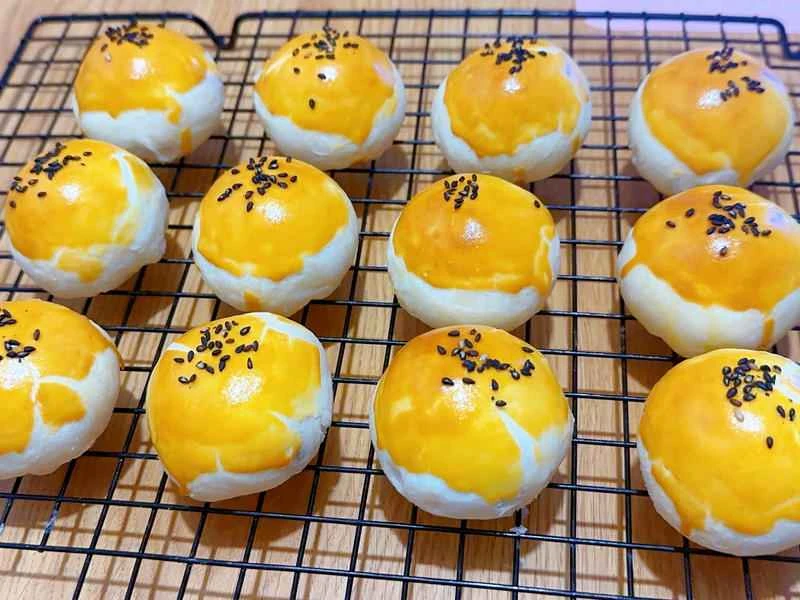 How to make pure milk hand-torn toast: Step 1