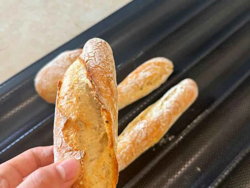 How to make pure milk hand-torn toast: Step 1