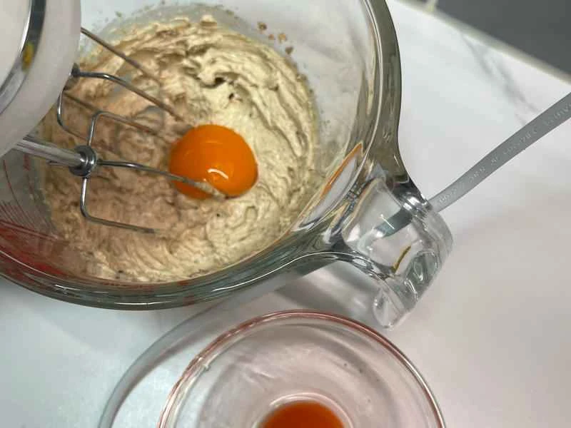 How to make pure milk hand-torn toast: Step 1