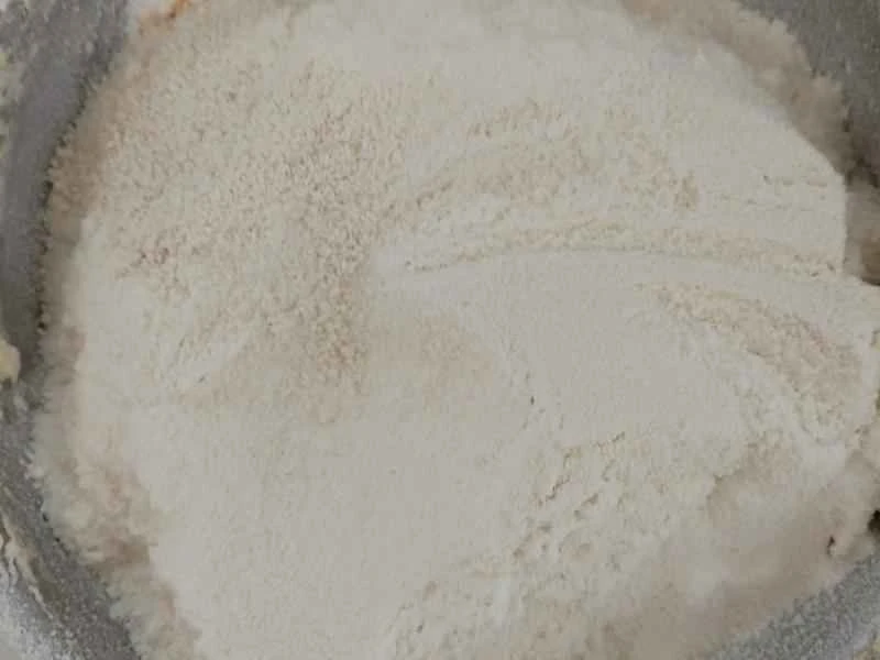 How to make pure milk hand-torn toast: Step 1