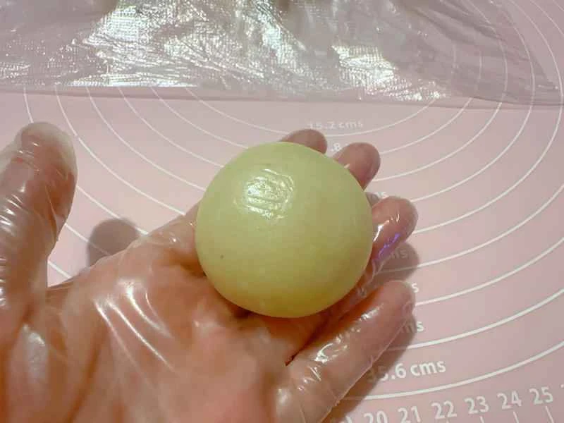 How to make pure milk hand-torn toast: Step 1