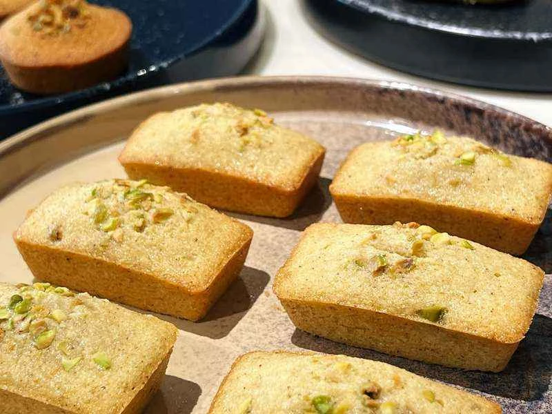 How to make pure milk hand-torn toast: Step 1