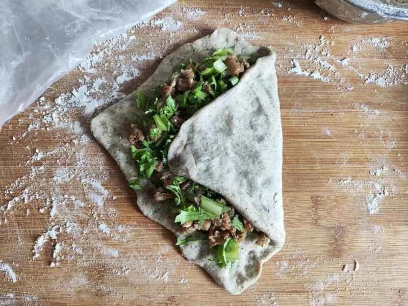 How to make pure milk hand-torn toast: Step 1