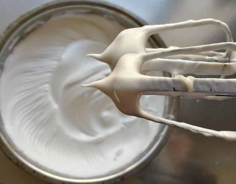 How to make pure milk hand-torn toast: Step 1