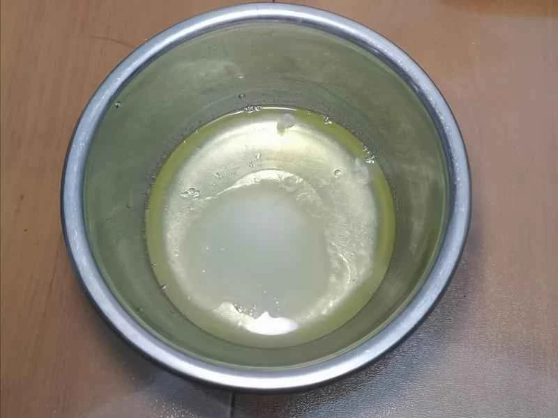 How to make pure milk hand-torn toast: Step 1